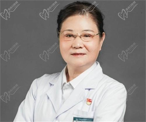 黃廣香和崔鑫做腹壁哪個(gè)好？技術(shù)優(yōu)勢(shì)全面解析讓你不再糾結(jié)做腹壁選黃廣香還是崔鑫